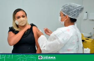 Read more about the article Luziânia aplica 4ª dose da vacina contra covid-19 para maiores de 40; veja onde tomar