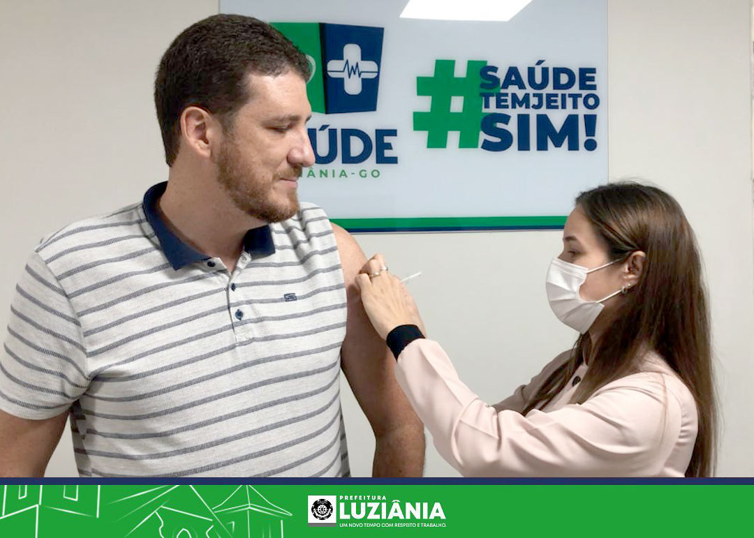 You are currently viewing Vacinação volante imuniza mil pessoas em um mês de funcionamento, em Luziânia