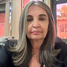 Angela02