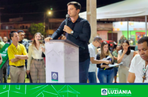 Leia mais sobre o artigo PREFEITO DIEGO SORGATTO INAUGURA PRAÇA DA BÍBLIA, NO DISTRITO DO JARDIM INGÁ