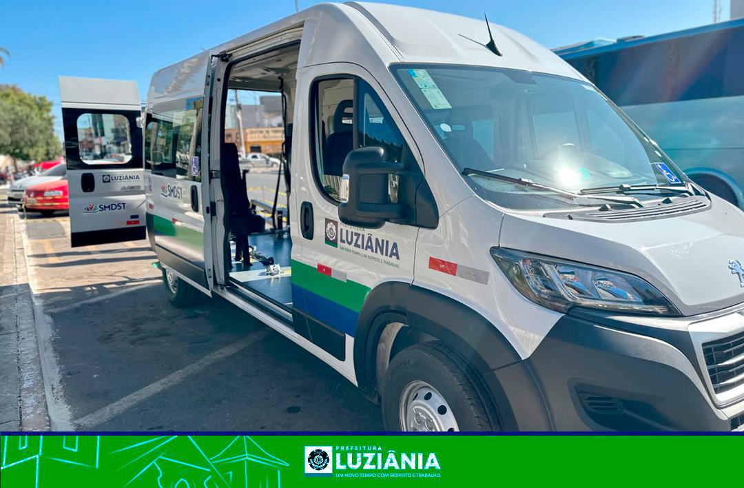 No momento você está vendo LUZIÂNIA RECEBE VEÍCULO ADAPTADO PARA TRANSPORTE DE CADEIRANTES